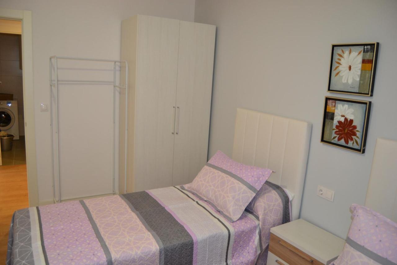 Inmoinsuas Marisol House Apartment Sarria Bagian luar foto
